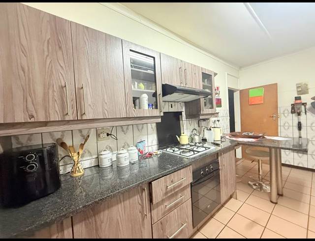 3 BEDROOM HOUSE FOR SALE IN VANDERBIJLPARK CW 1